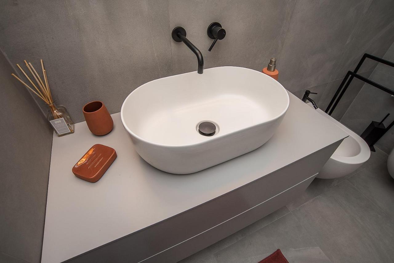 רומא Likeyourhome, 80 Sq M Luxury Apartment With Jacuzzi, In Trastevere District מראה חיצוני תמונה